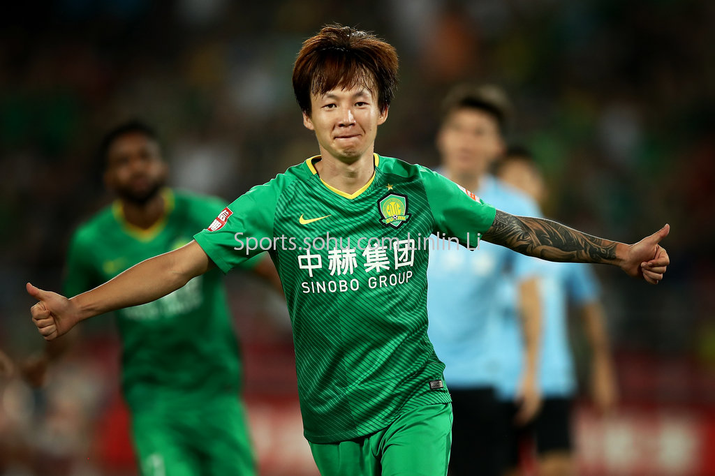 国安战平华夏幸福，主帅施密特赞球员拼搏精神的简单介绍